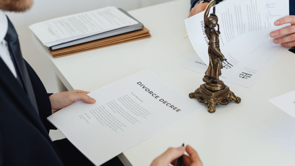 Choosing a Collaborative Divorce Lawyer in DeKalb County Before Conflict Escalates image
