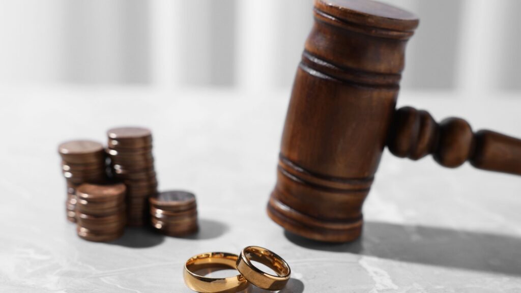 How A Stonecrest Spousal Support Lawyer Reviews Financial Need in Georgia